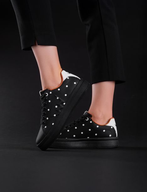 Lucky Dots Black