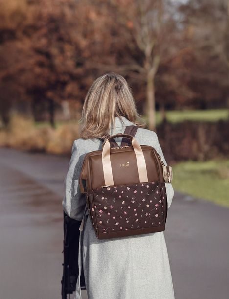 Eloa Flowers Brown