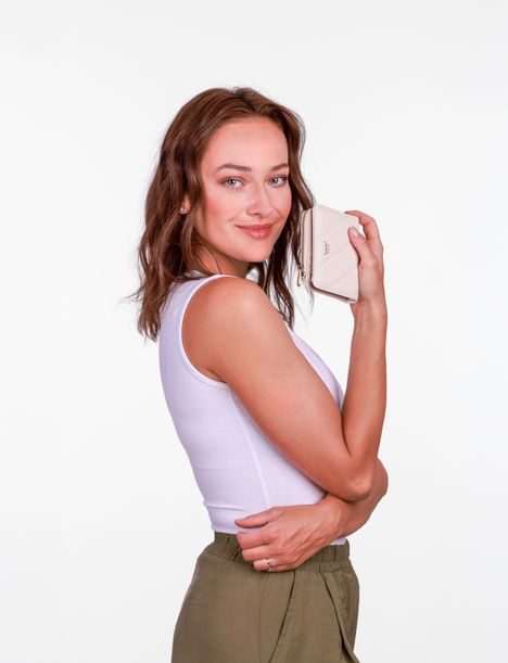 Azra Creme