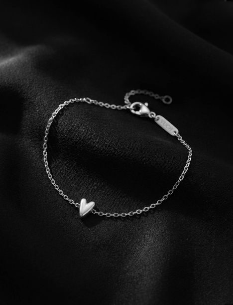 Amora Silver karkötő