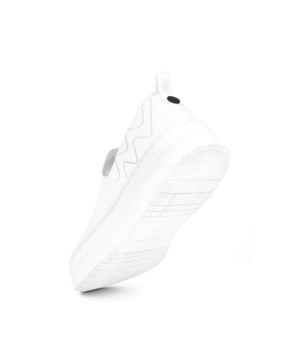 Seraphyn White