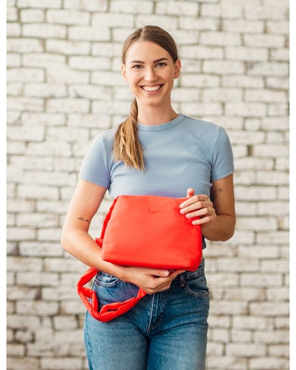 Cara Fluffy Coral Red