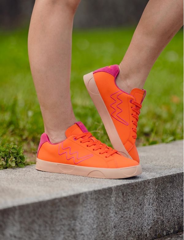 Dotty Classic Nectarine