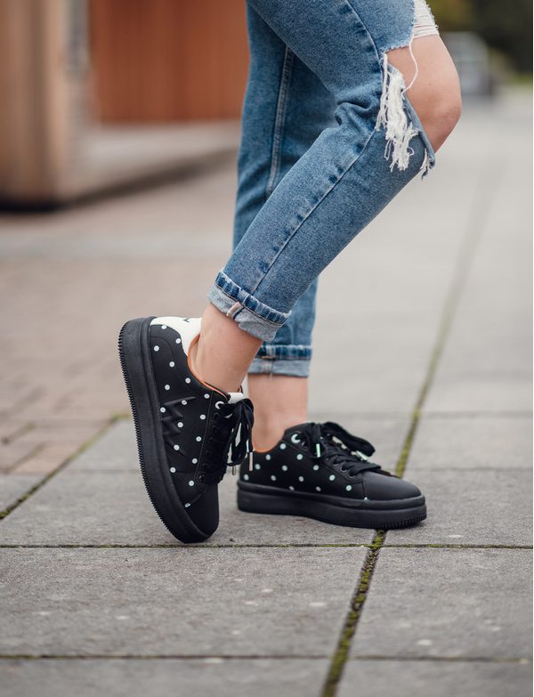 Lucky Dots Black