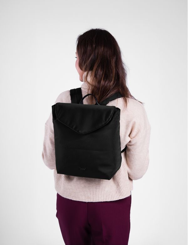Joanna Small Black