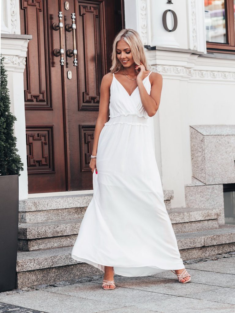 Divatos fehér ruha DLR036 - Legyferfi.hu