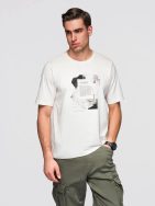Fehér férfi póló modern nyomtatással V2 TSPT-0261