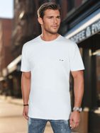 Trendi fehér rövid ujjú póló logóval
