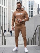Camel színű melegítő együttes