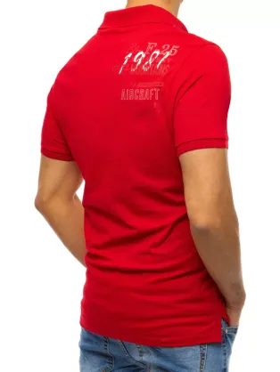 Kényelmes piros galléros póló