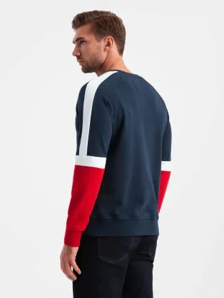 Trendi zöld pulóver címkével V4 SSNZ-0136