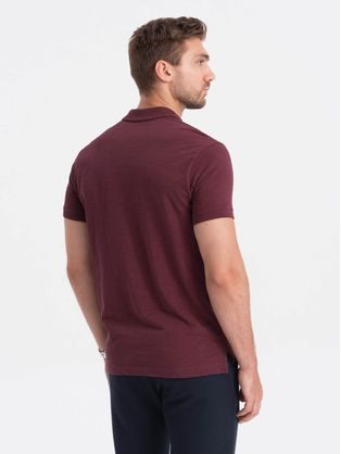 Fehér galléros póló