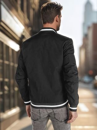 Steppelt fekete átmeneti kabát