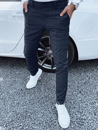 Vonzó sötét kék káró mintás nadrág