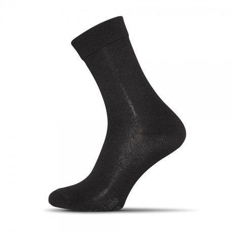 Klasszikus fekete zokni
