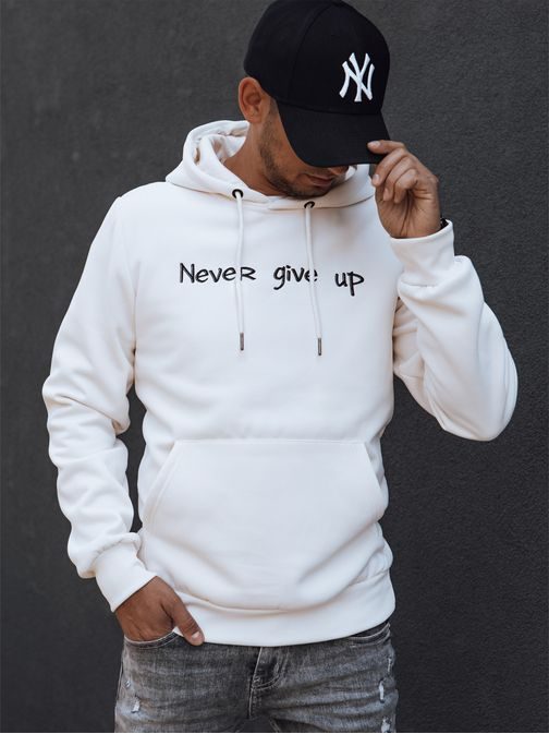 Fehér kapucnis felső felirattal