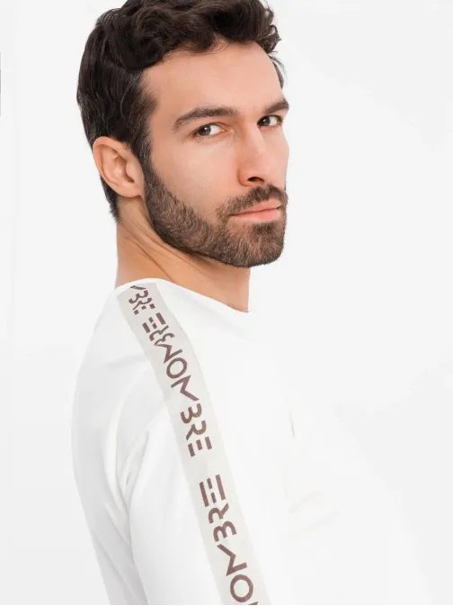 Szemet gyönyörködtető fehér hosszú ujjú póló V3 LSCL-0127