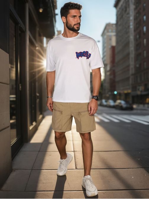 Eredeti fehér póló merész felirattal