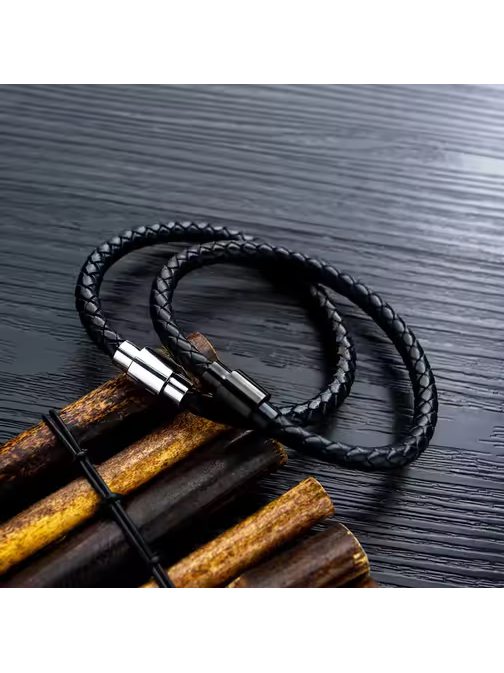 Bőr fekete fonott karkötő SL-030