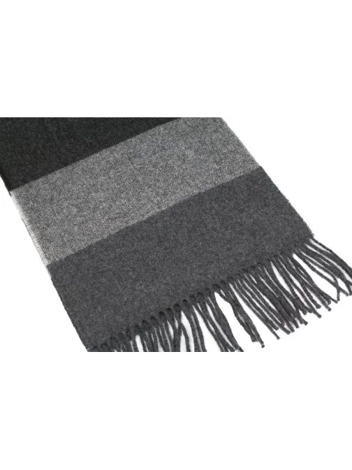 Modern meleg sál szürke színben