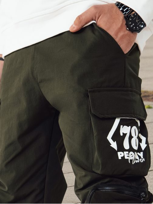 Időtlen zöld jogger zsebekkel