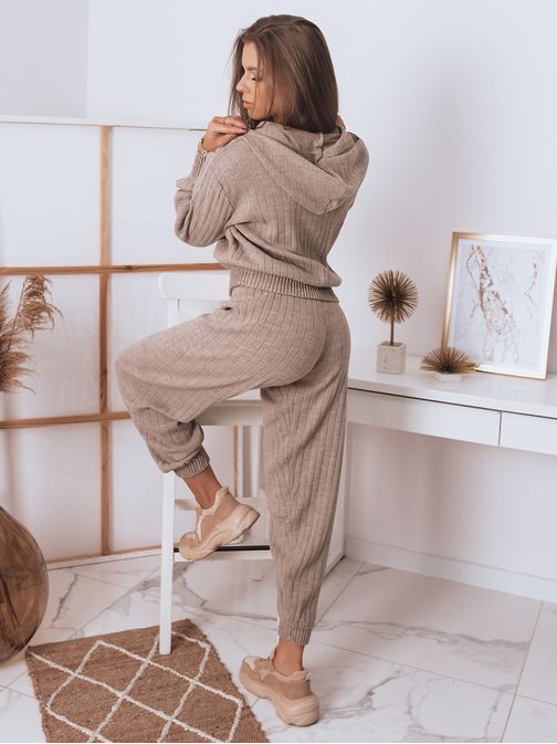 Divatos bézs kötött női szett Sevilla