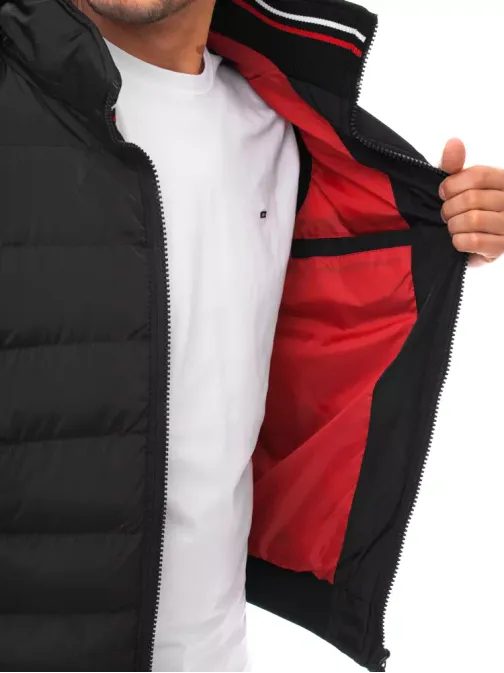 Fekete kapucnis steppelt mellény