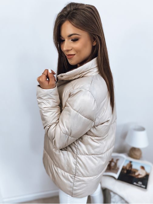 Egyszerű világosbézs női kabát Irina