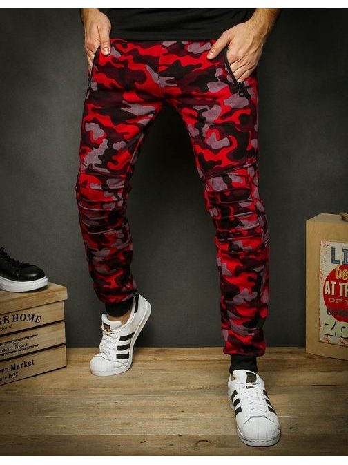 Piros terepmintás melegítő nadrág