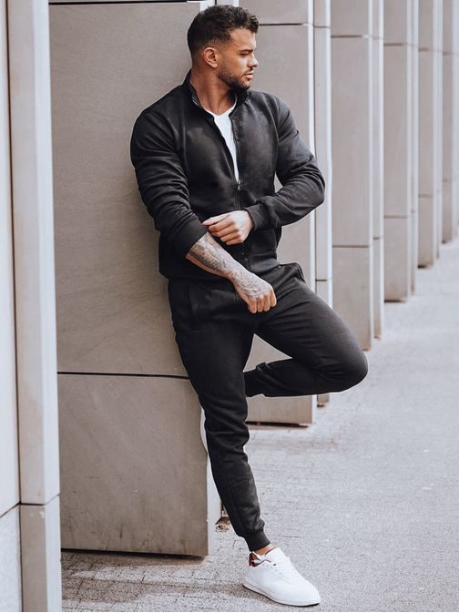 Egyszerű férfi tréningruha fekete