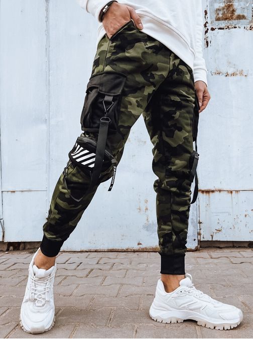 Zöld terepmintás jogger nadrág dísz elemekkel