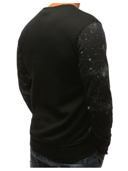Kényelmes fekete pulóver