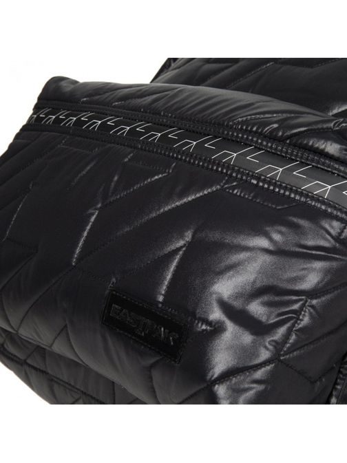 Fekete hátizsák EASTPAK PUFFA PADDED