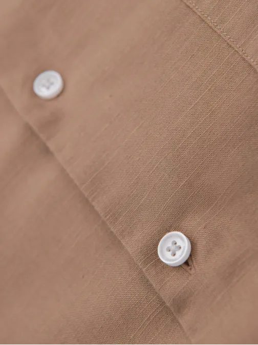 Világosbarna ing, normál szabású V7 K704