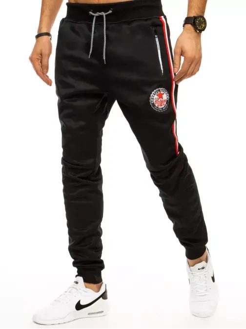 Fekete melegítő nadrág