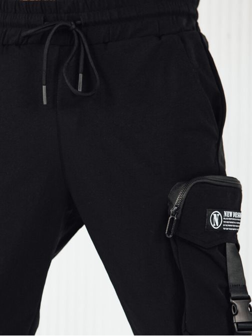 Fekete férfi jogger nadrág