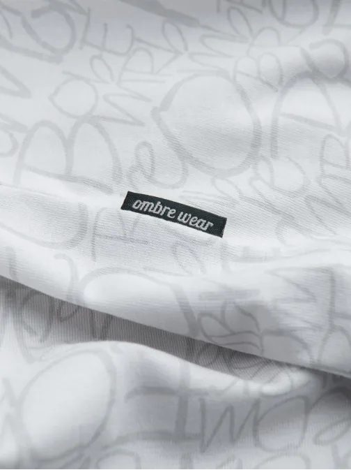 Férfi póló szürke dekoratív zsebbel és nyomtatott betűkkel V3 S2042