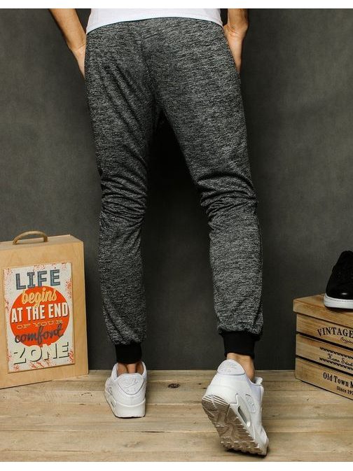 Klasszikus sötét szürke melegítő együttes