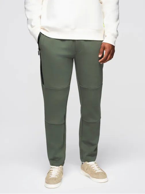 Olajzöld melegítőnadrág steppeléssel V4 OM-PASK-0281