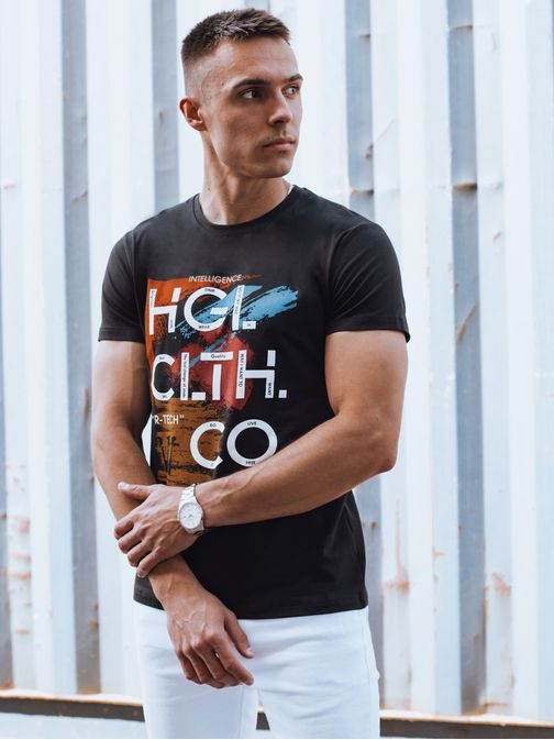 Időtlen fekete póló felirattal