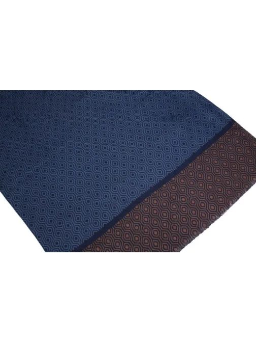 Sötét kék mintás sál