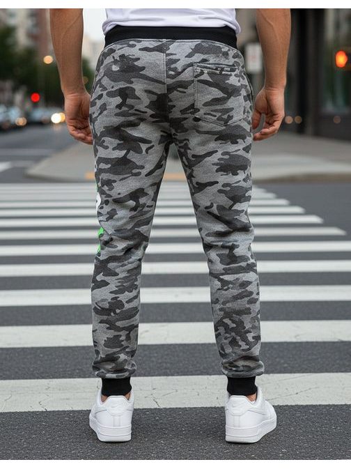 Halvány szürke terepmintás melegítő