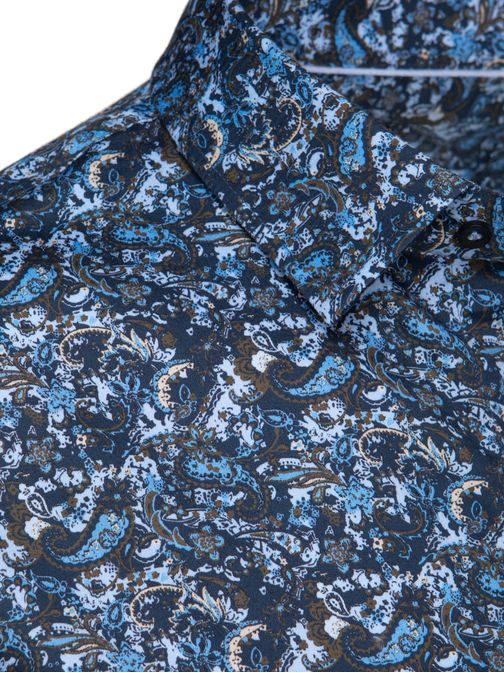 Jellegzetes gránátvörös ing virágmintával