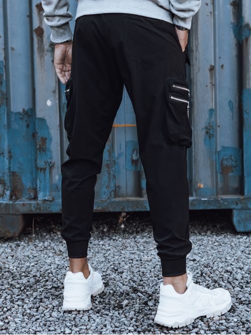 Fekete férfi cargó nadrág