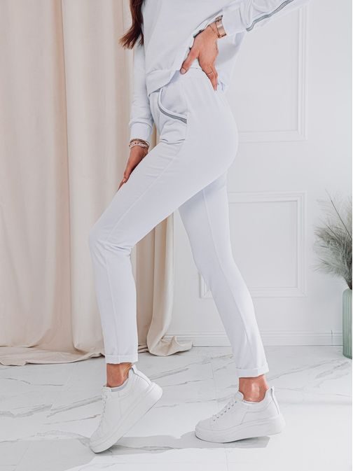 Divatos fehér női melegítő együttes ZLR001