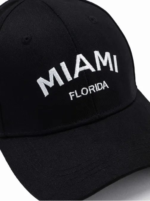 Fekete siltes sapka  H177