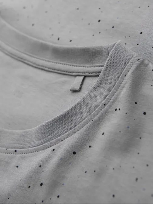 Divatos szürke férfi póló V8 nyomtatással TSFP-0186