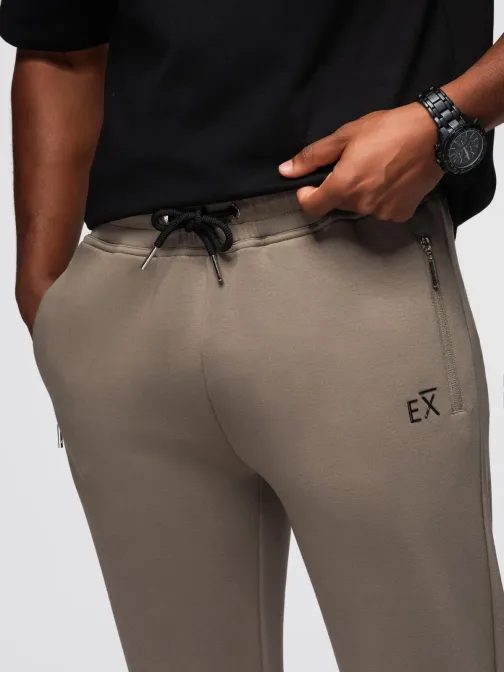 Trendi melegítőnadrág férfiaknak barna V3 OM-PASK-0223