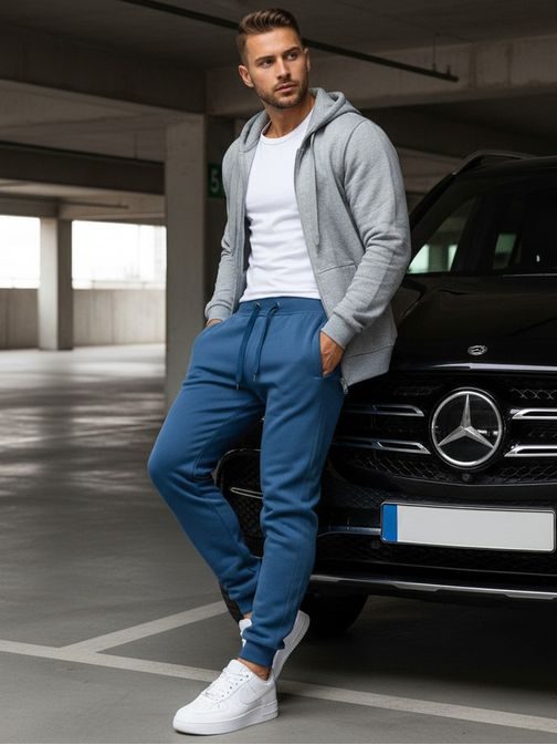 Kék melegítő nadrág