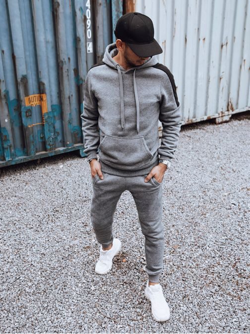 Kényelmes szürke melegítő szett